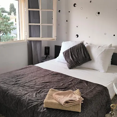 Chambre Double Avec Piscine Proche De Perpignan Rivesaltes Room photo